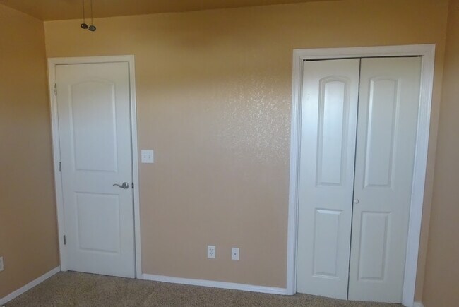 Building Photo - 4056 Tibuni Pl