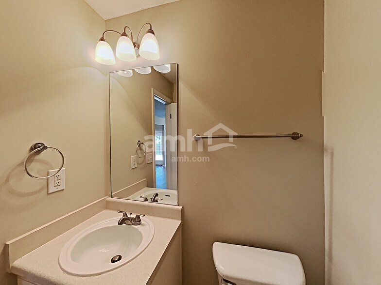 Building Photo - 4760 Duration Ct