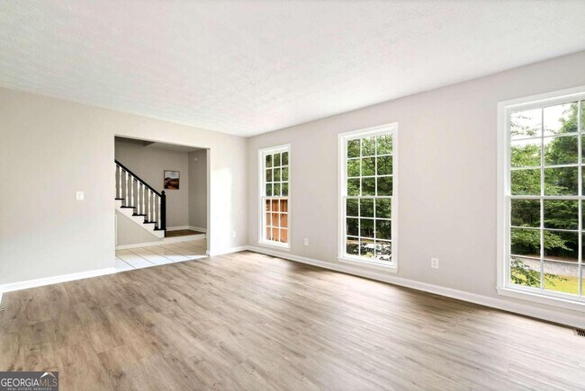 Building Photo - 3860 Maple Wood Trail