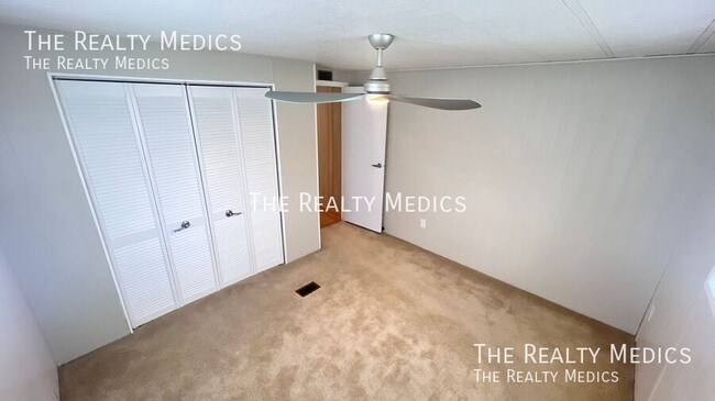 Building Photo - 5629 Wilson Dr