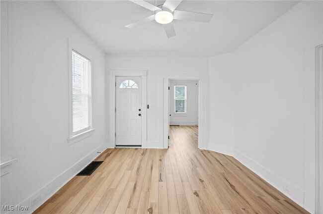 Building Photo - 5017 Tillman Ave