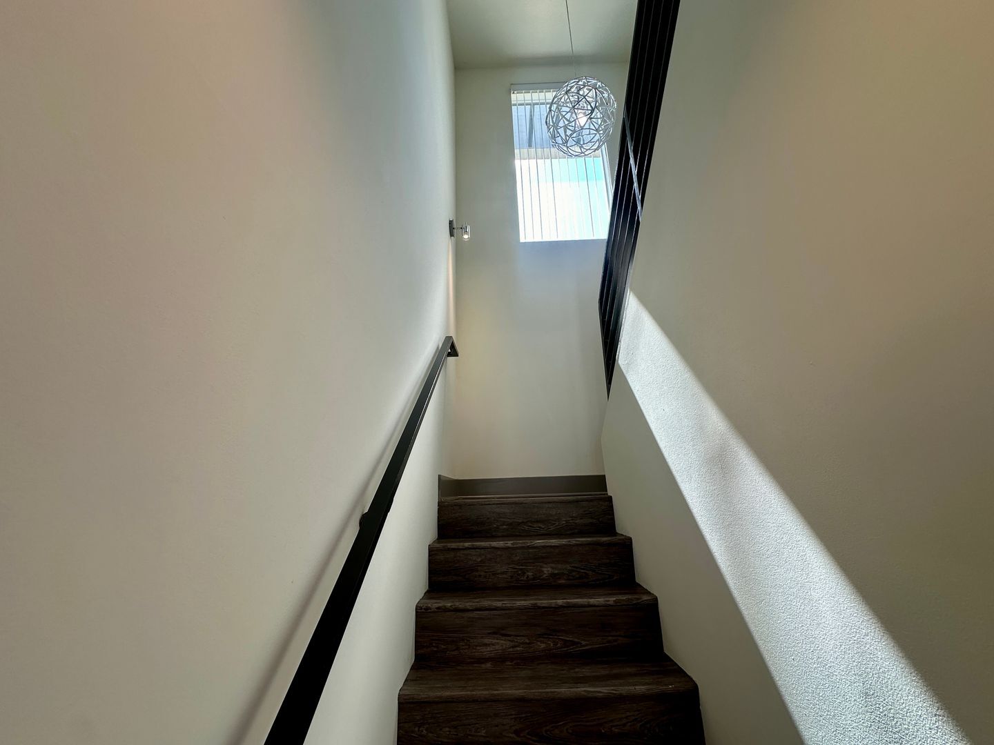 Building Photo - 6548-6550 W 86th Pl