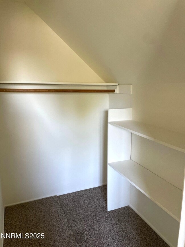 Building Photo - 4600 Azalea Dr