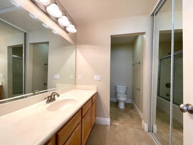 Building Photo - 10186 Camino Ruiz