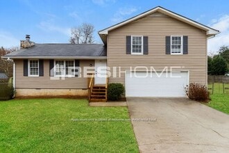 Building Photo - 663 Honey Creek Rd SE