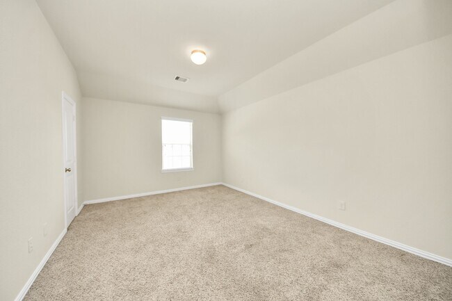 Building Photo - 1437 Northwood Springs Dr