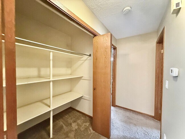 Building Photo - Jeremy Ranch Retreat – Available Now