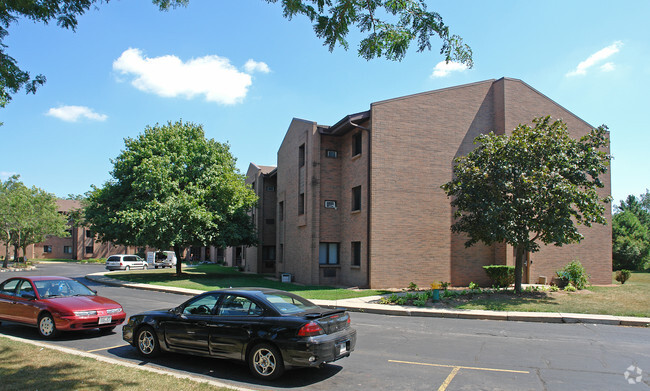 Building Photo - Albert House