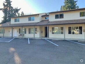 Building Photo - Junction City 2 bedroom like- NEW interior!