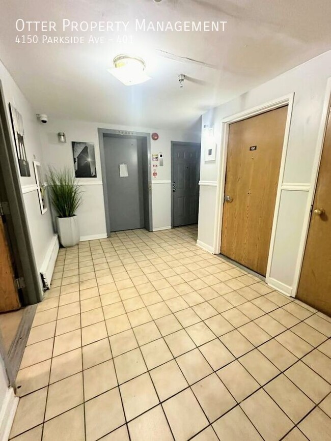 Building Photo - 1BR/1BA Bright and Spacious West Philly Apt