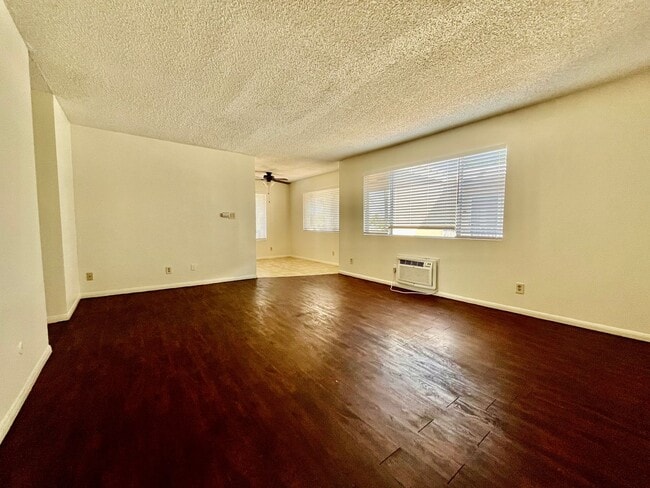 Primary Photo - 471 Ballentyne St #49- Large upper 2 bed 2...