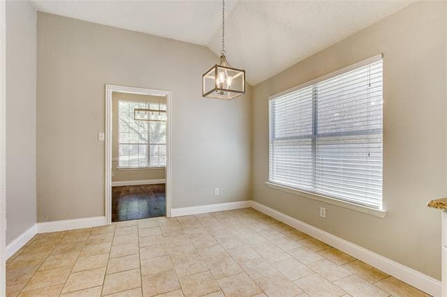 Building Photo - 1615 Shadow Crest Dr