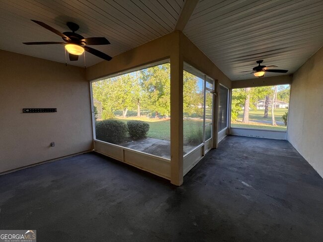 Building Photo - 229 Laurel Landing Blvd