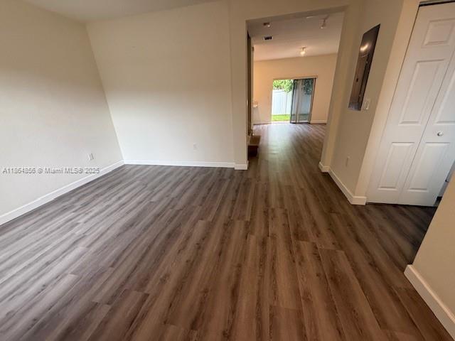 Building Photo - 11085 W 32nd Ln