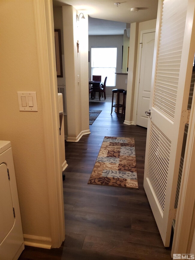 Building Photo - 1325 S Meadows Pkwy