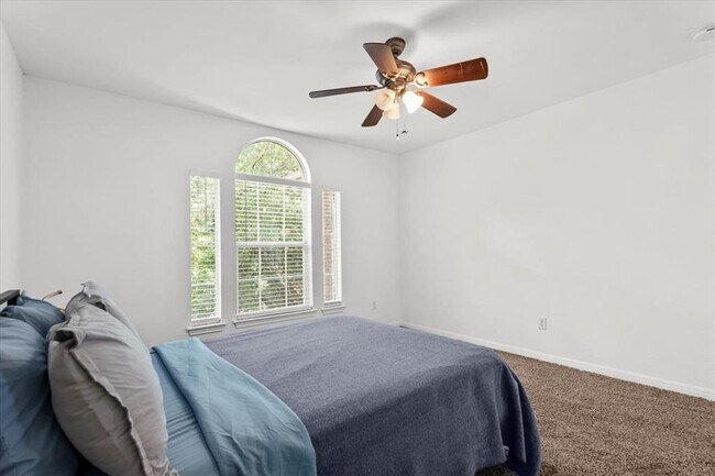 Building Photo - 11724 Dunfries Ln