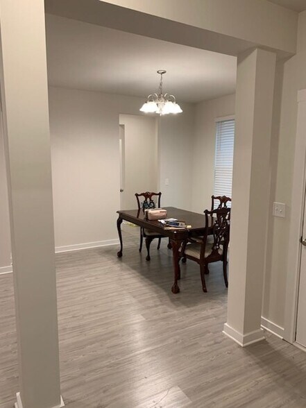 Building Photo - 639 Old Little Rock Rd