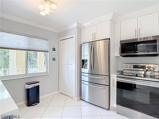 Building Photo - 3685 Amberly Cir
