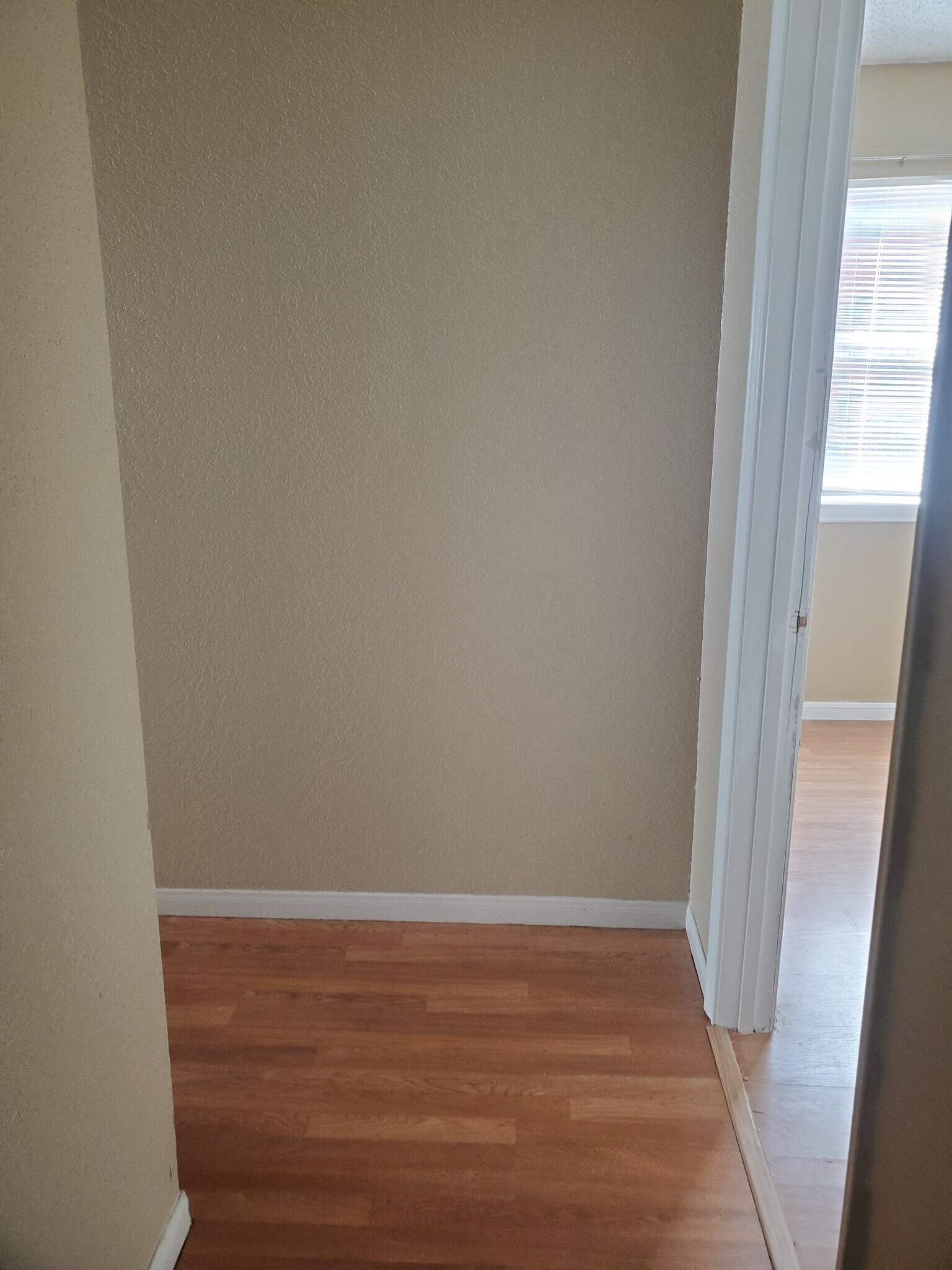 Building Photo - 210 Sorrell Dr