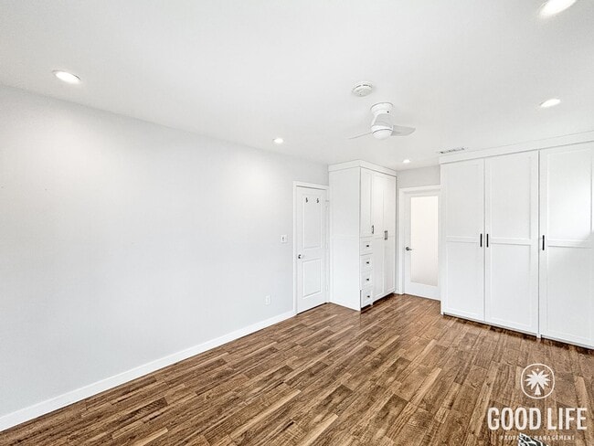 Building Photo - Inviting 3BD/2BA South Park Home with Turf Yards, Hardwood Floors & A/C