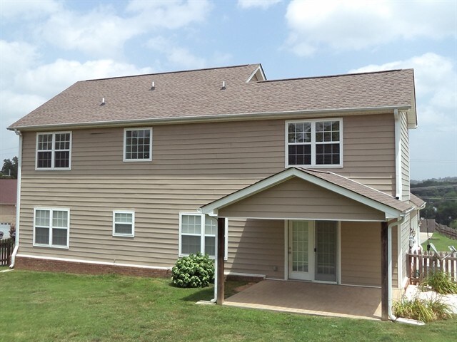 Building Photo - 6317 Stillglen Ln