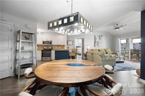 Building Photo - 18015 Kings Point Dr