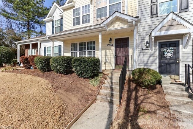 Building Photo - 153 Marakery Rd