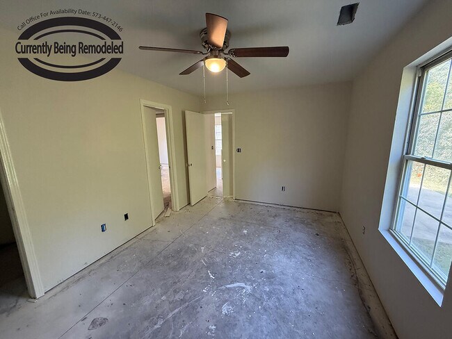 Building Photo - 1709 Hanover Blvd