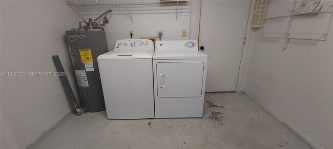 Building Photo - 4992 SW 123rd Terrace