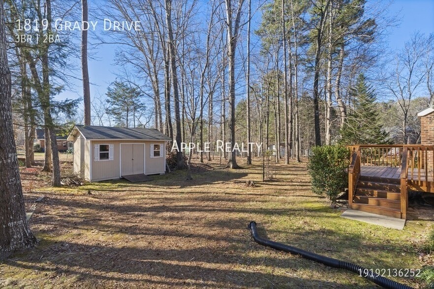 Building Photo - 1819 Grady Dr