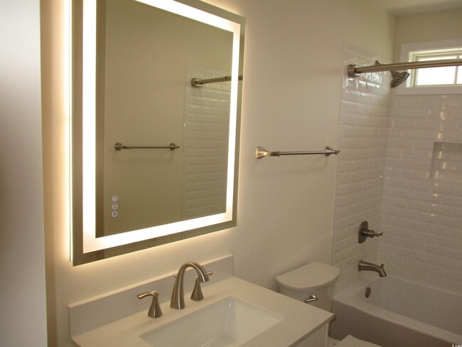 Building Photo - 483 Wallingford Cir