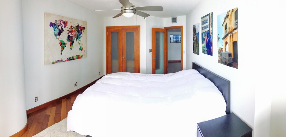 Building Photo - 1717 N Bayshore Dr