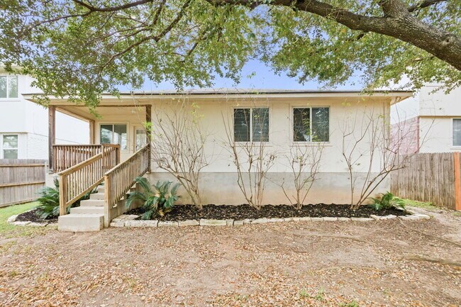 Building Photo - 1202 Sundrop Pl