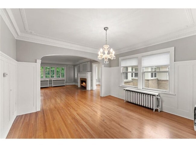 Building Photo - 1501 Summit Ave