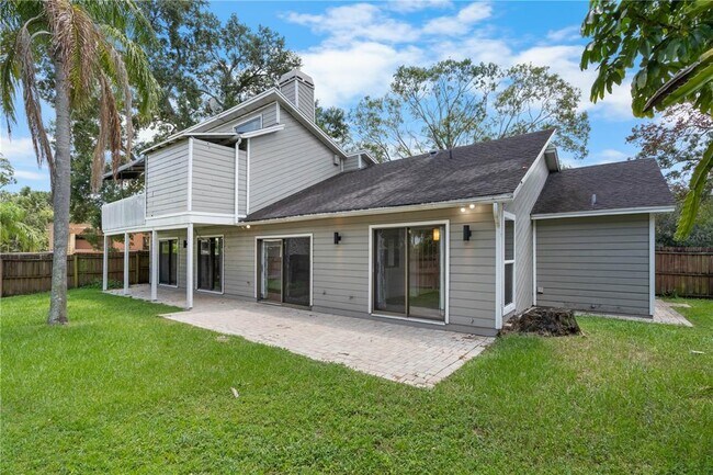 Building Photo - 7815 N River Shore Dr