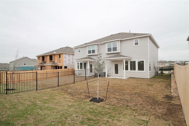 Building Photo - 15236 Sweet Mimosa Dr