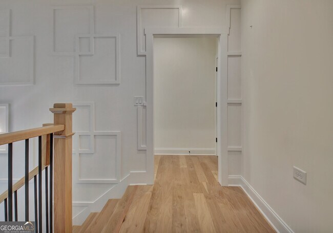 Building Photo - 255 Cicely Wy