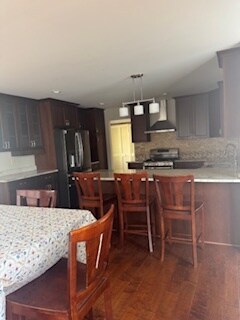 Building Photo - 3045 Rosemont Dr