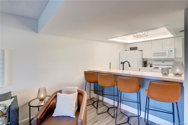 Building Photo - 5601 NE Gulfstream Way