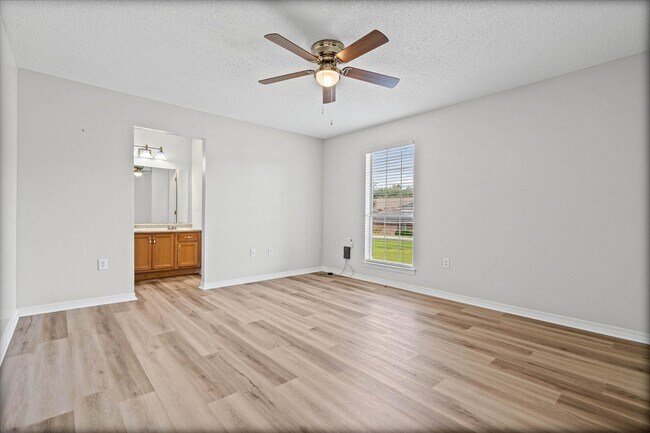 Building Photo - 22710 Mattingly St