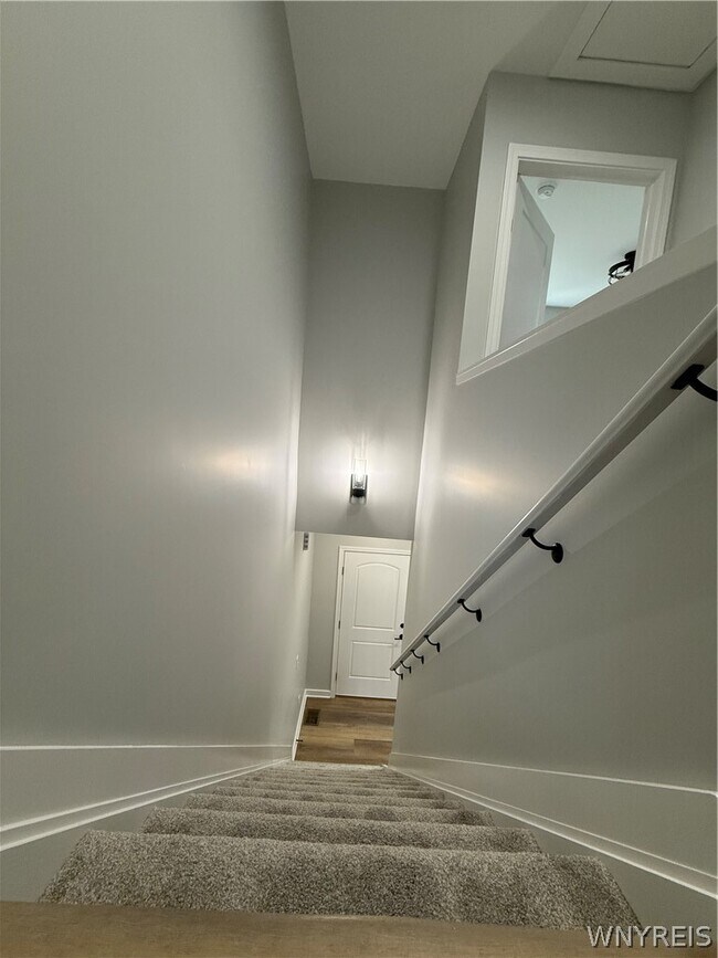 Building Photo - 5156 Berg Rd