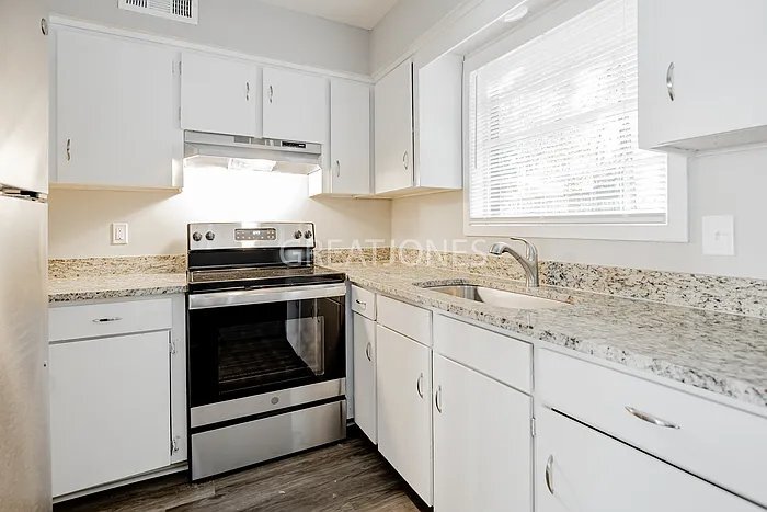 Building Photo - 1513 Donald Dr