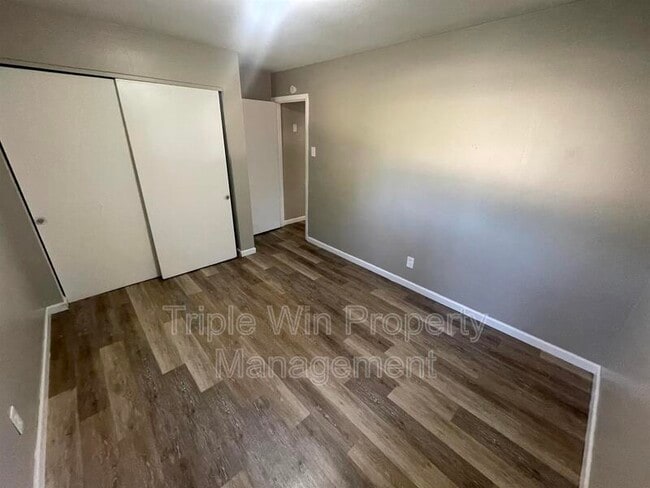 Building Photo - 11930 N Ranch Dr