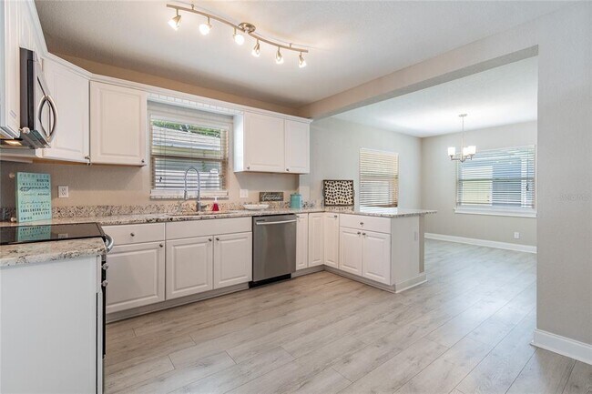 Building Photo - 4106 W Carmen St