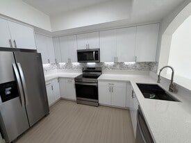 Building Photo - 8814 W Flagler St