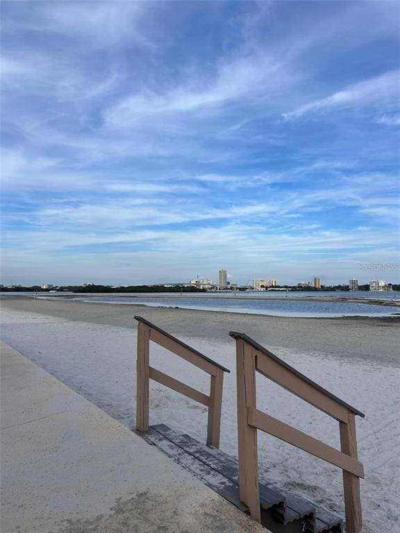 Building Photo - 868 Bayway Blvd