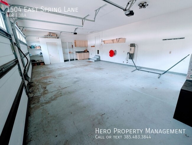 Building Photo - 1504 Spring Ln