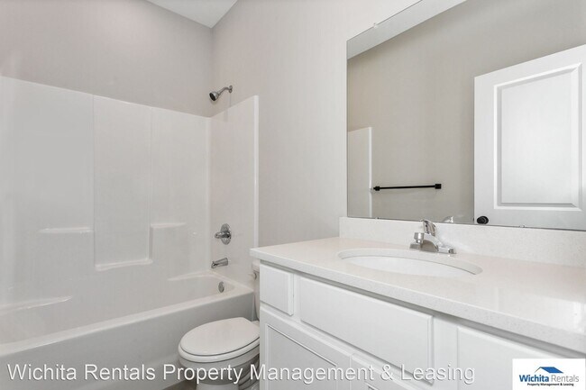 Building Photo - 3 br, 2 bath House - 217 Northern Ct.