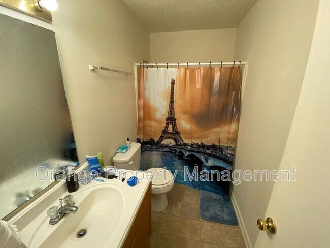 Building Photo - 1108 Tiger Blvd