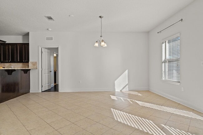 Building Photo - 188 Whispering Lake Dr